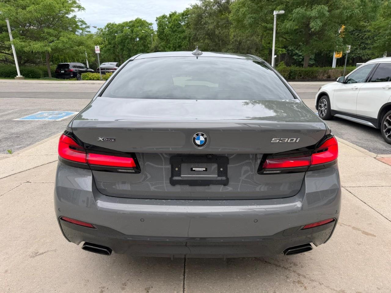 2022 BMW 530 i xDrive 4dr All-Wheel Drive Sedan Photo