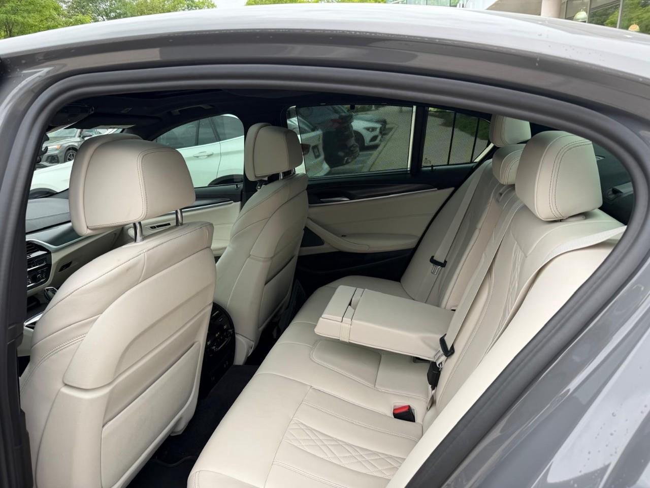 2022 BMW 530 i xDrive 4dr All-Wheel Drive Sedan Photo