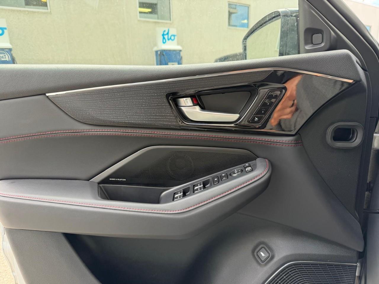 2026 Acura MDX Type S Ultra 4dr SH-AWD Photo
