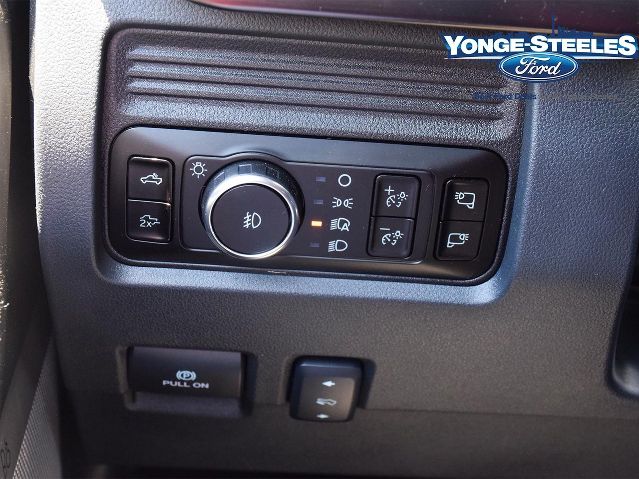 2026 Ford F-250 LARIAT - TREMOR OFF ROAD PKG - SUNROOF - LOW KMS Photo
