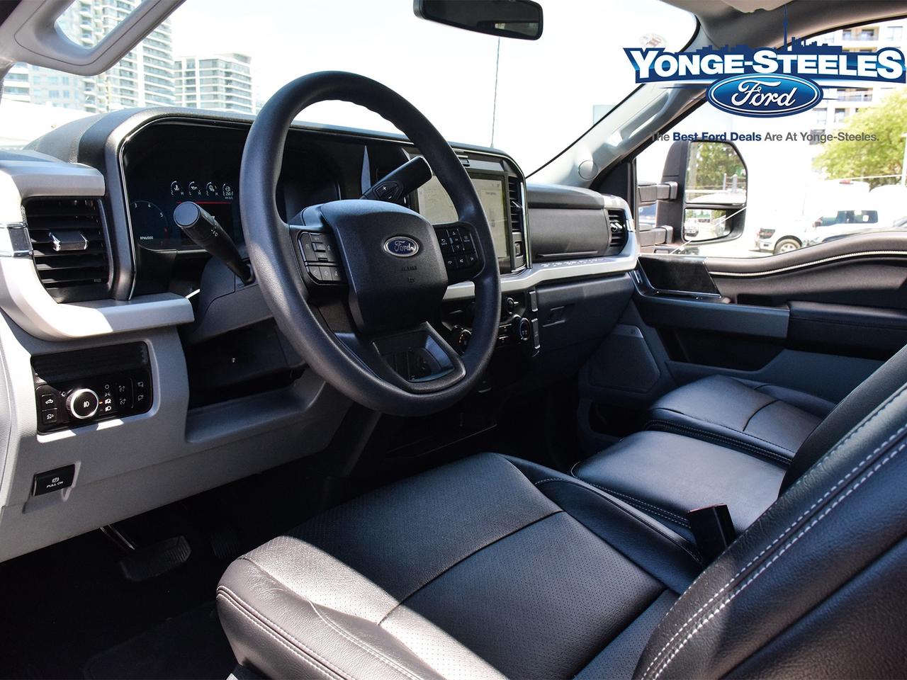 2026 Ford F-250 XLT PREMIUM PKG - BLACK APPEARANCE PKG - LOW KMS Photo
