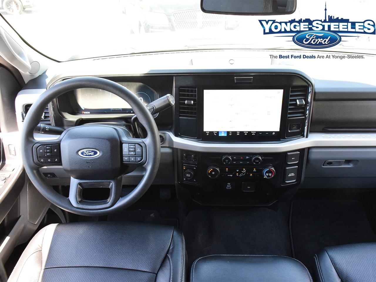 2026 Ford F-250 XLT PREMIUM PKG - BLACK APPEARANCE PKG - LOW KMS Photo