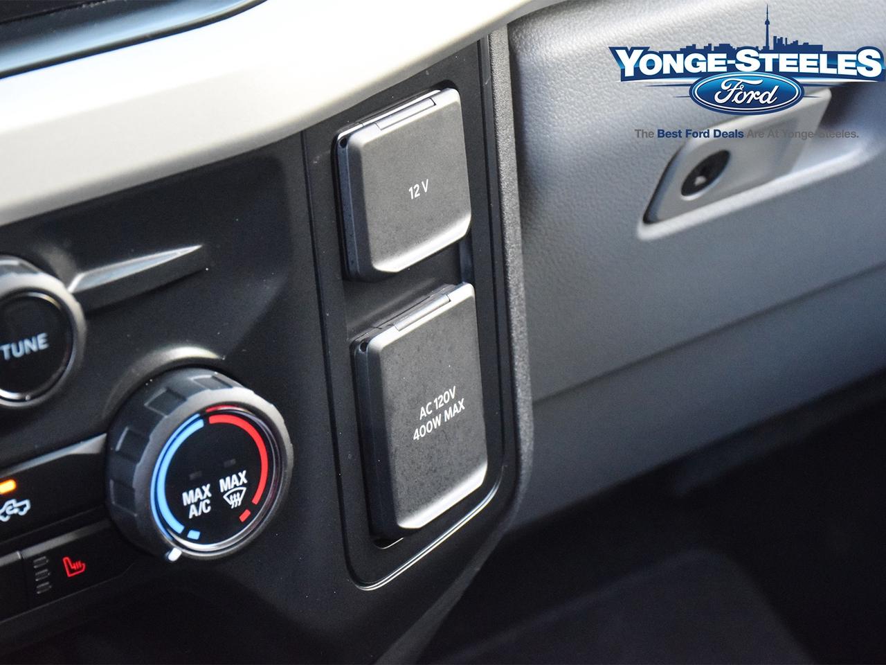 2026 Ford F-250 XLT PREMIUM PKG - BLACK APPEARANCE PKG - LOW KMS Photo