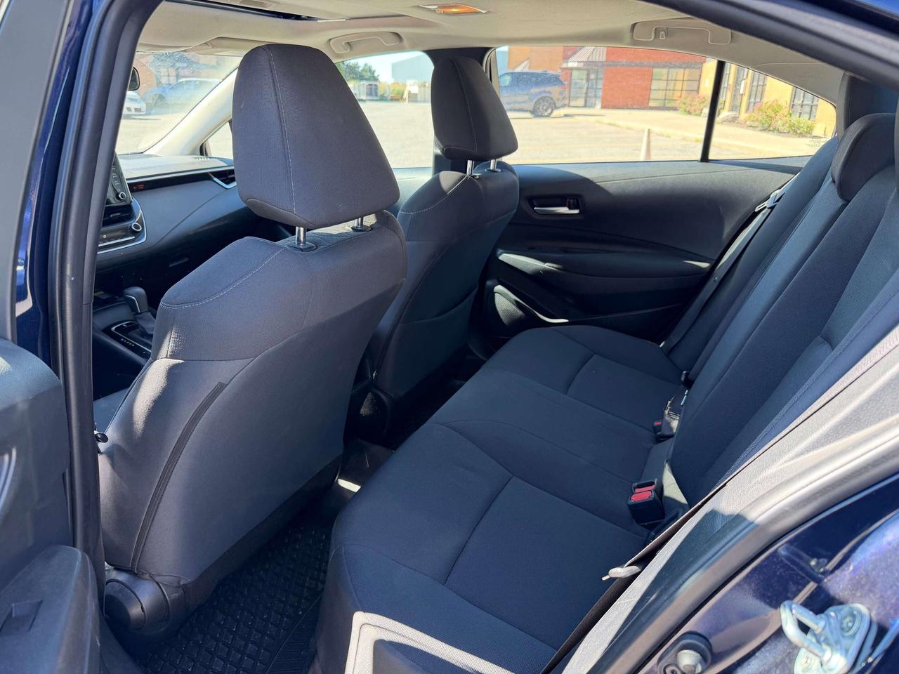2021 Toyota Corolla LE Sunroof Automatic Heated seat 1 Owner Photo