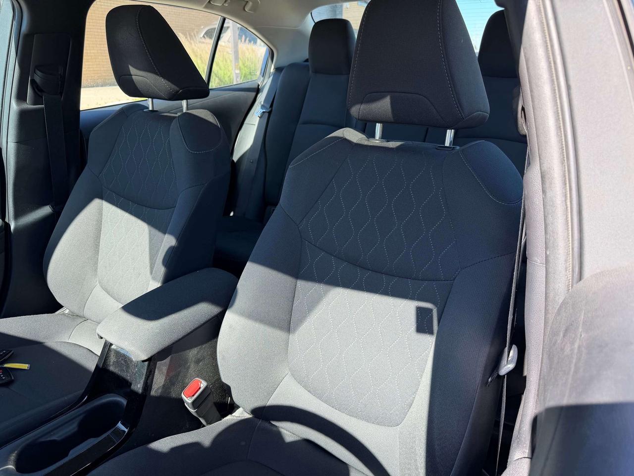 2021 Toyota Corolla LE Sunroof Automatic Heated seat 1 Owner Photo