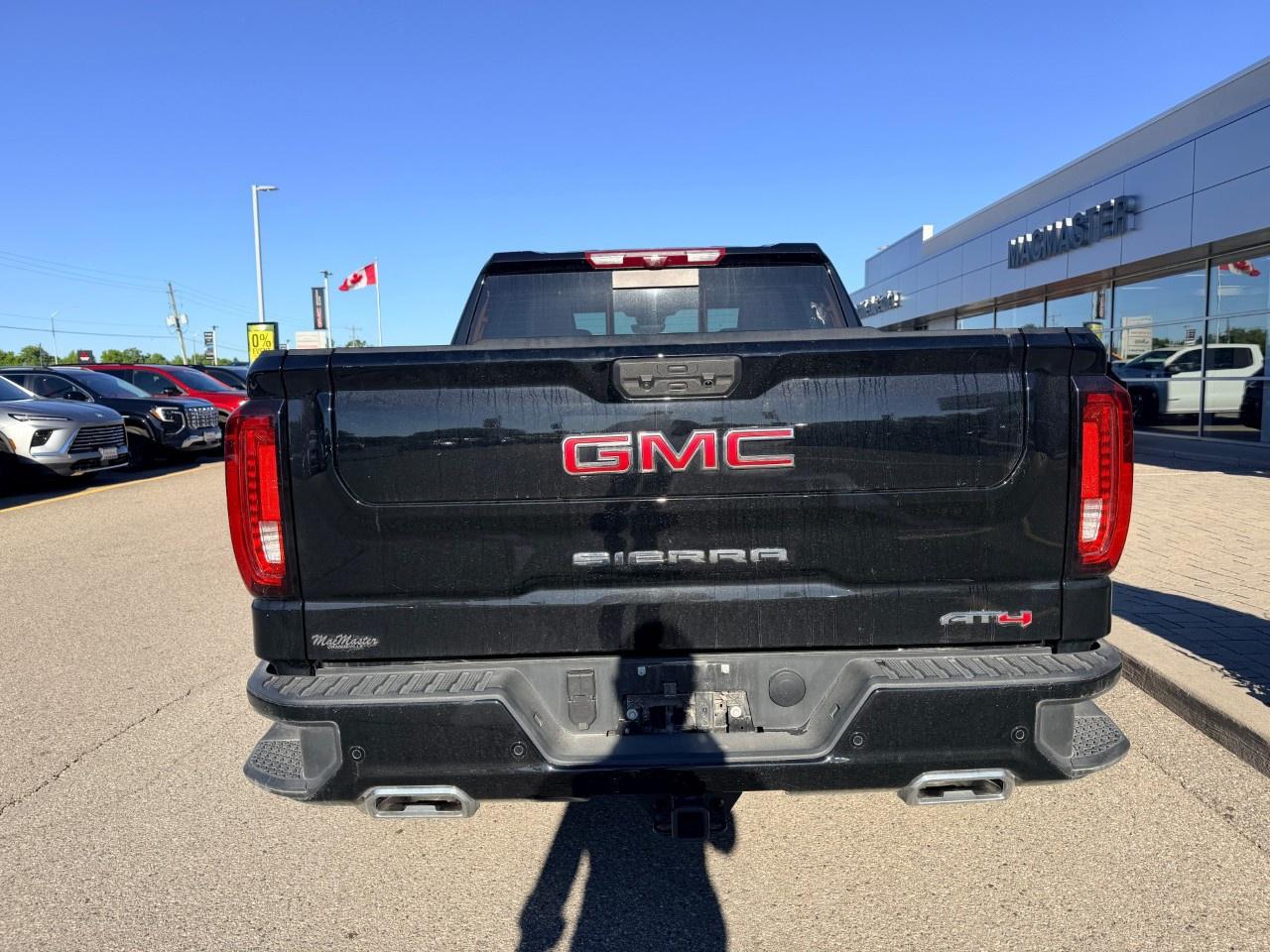 2026 GMC Sierra 1500 Crew Cab Short Box 4-Wheel Drive AT4 Photo4