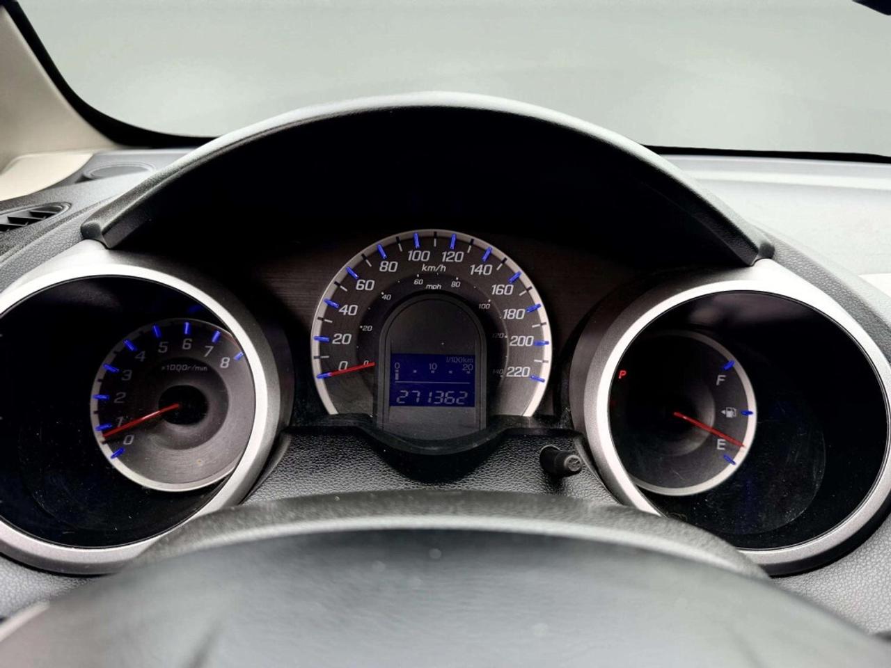 2014 Honda Fit LX Photo