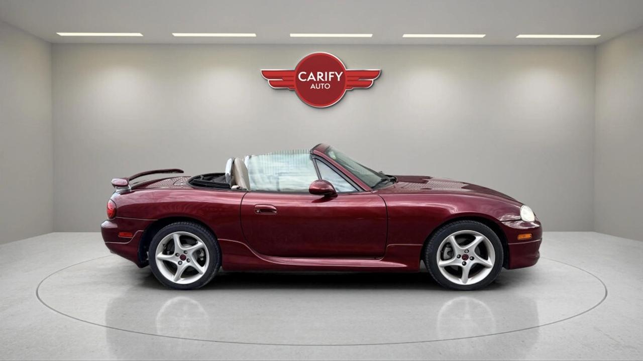 2003 Mazda MX-5 Automatic Photo