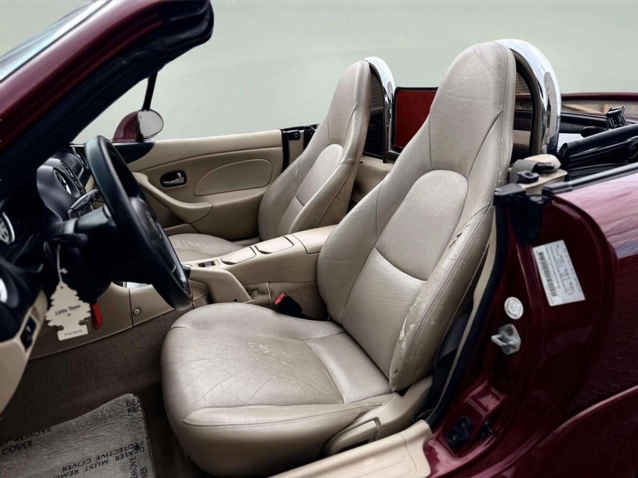 2003 Mazda MX-5 Automatic Photo