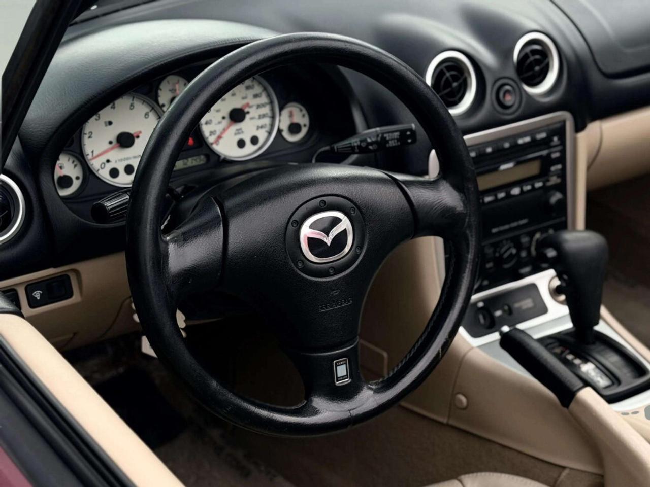 2003 Mazda MX-5 Automatic Photo