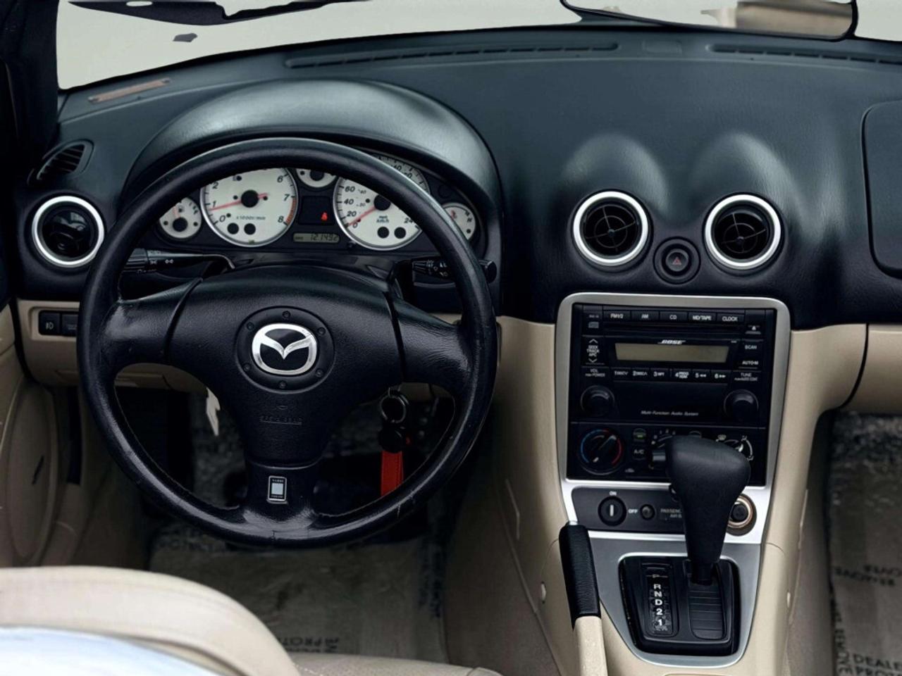 2003 Mazda MX-5 Automatic Photo