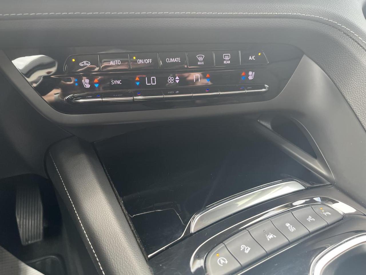 2023 Buick Envision AWD 4dr Avenir Photo