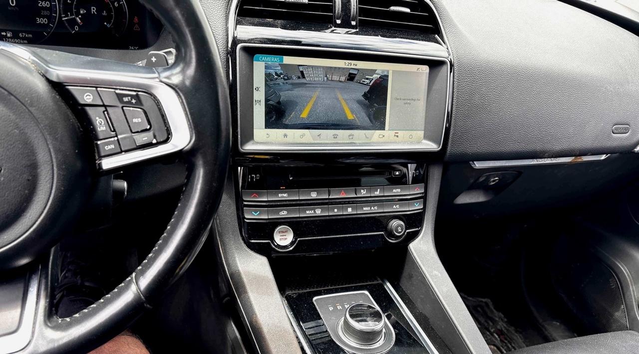 2018 Jaguar F-PACE Prestige Navi Panoramic Sunroof Photo
