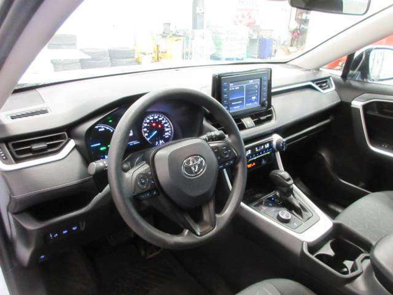 2021 Toyota RAV4 LE HYBRID AWD, HTD. SEATS, ALLOYS, 149K! Photo