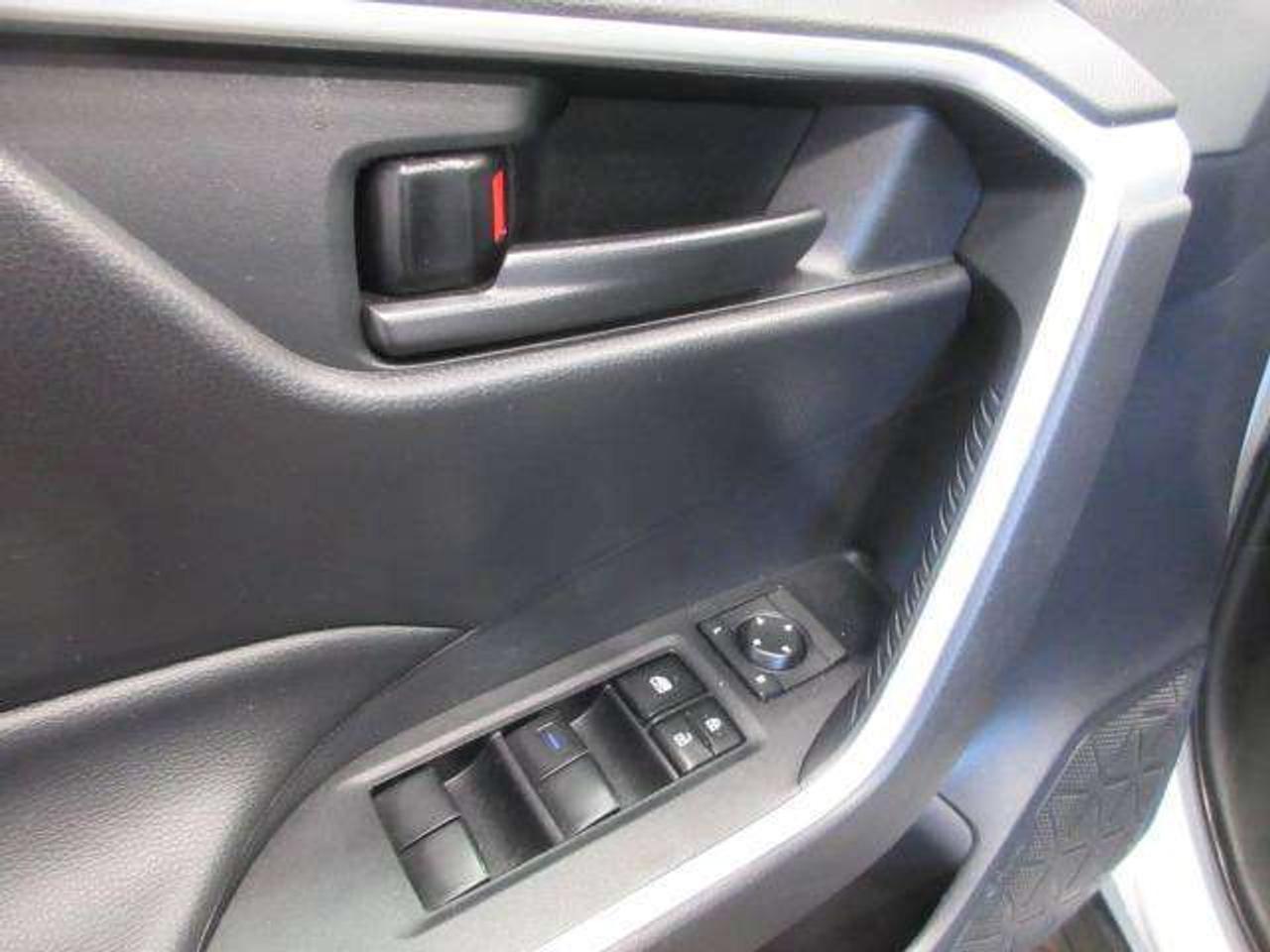 2021 Toyota RAV4 LE HYBRID AWD, HTD. SEATS, ALLOYS, 149K! Photo