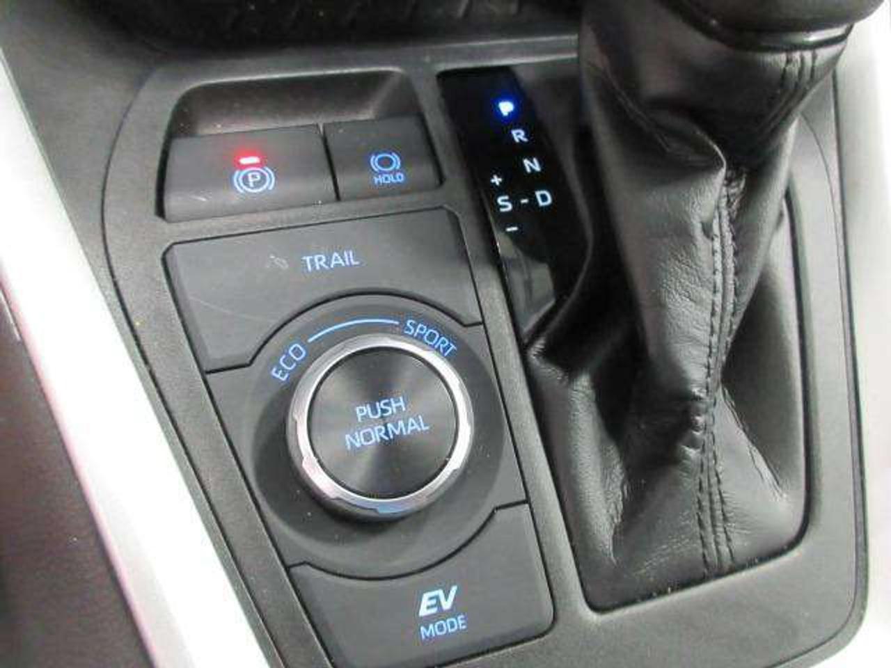 2021 Toyota RAV4 LE HYBRID AWD, HTD. SEATS, ALLOYS, 149K! Photo