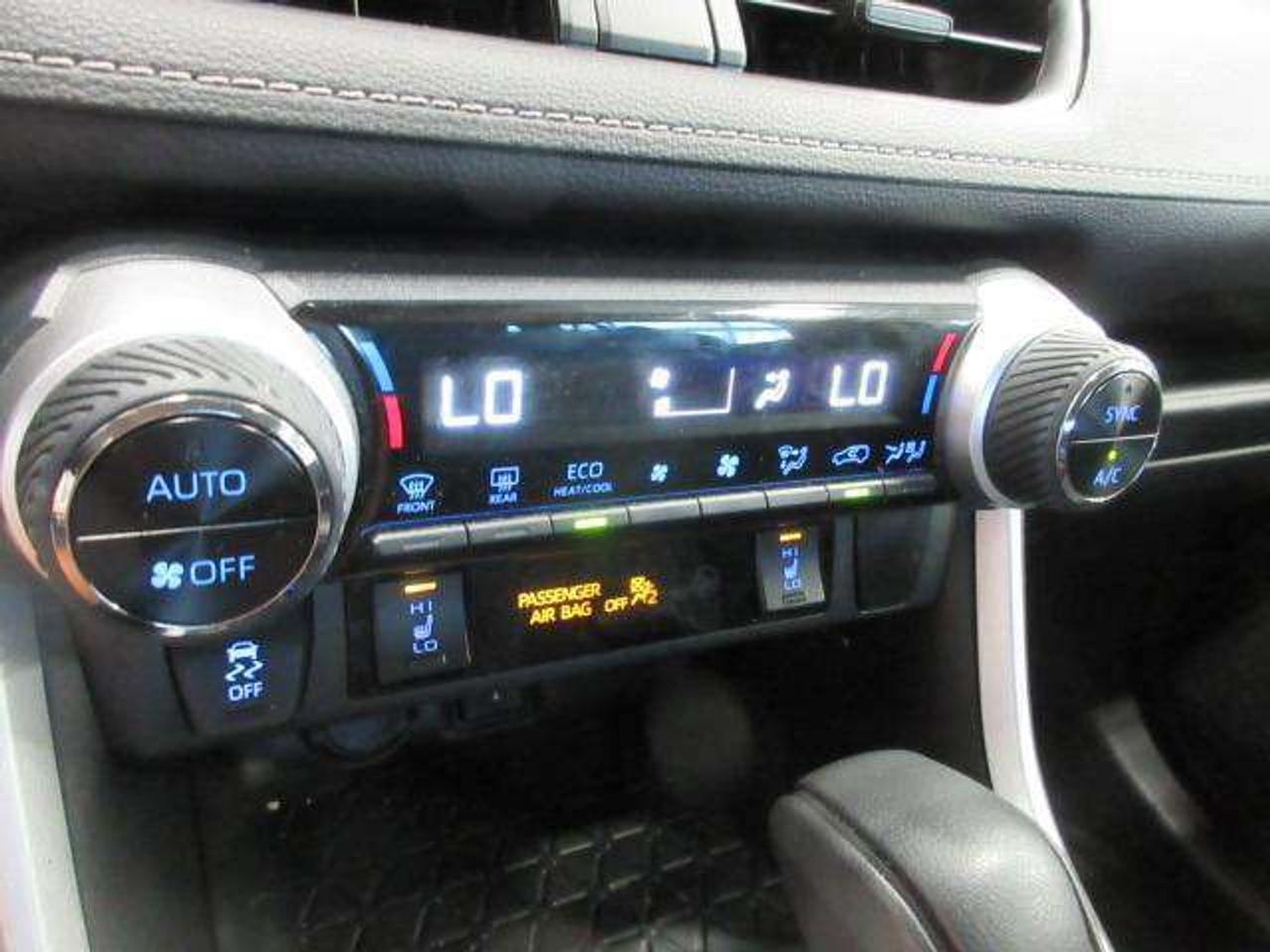 2021 Toyota RAV4 LE HYBRID AWD, HTD. SEATS, ALLOYS, 149K! Photo
