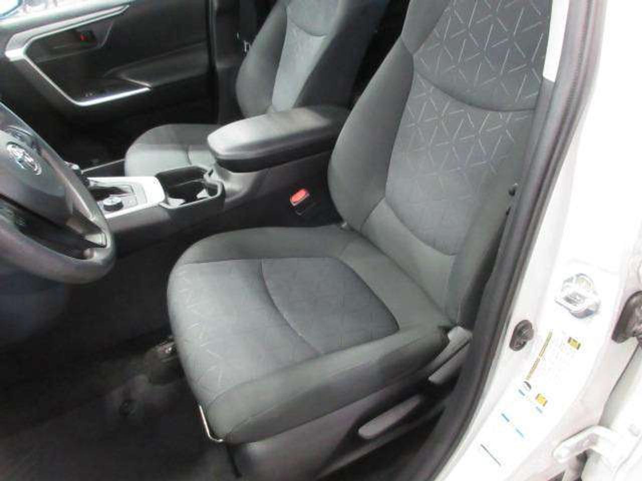 2021 Toyota RAV4 LE HYBRID AWD, HTD. SEATS, ALLOYS, 149K! Photo