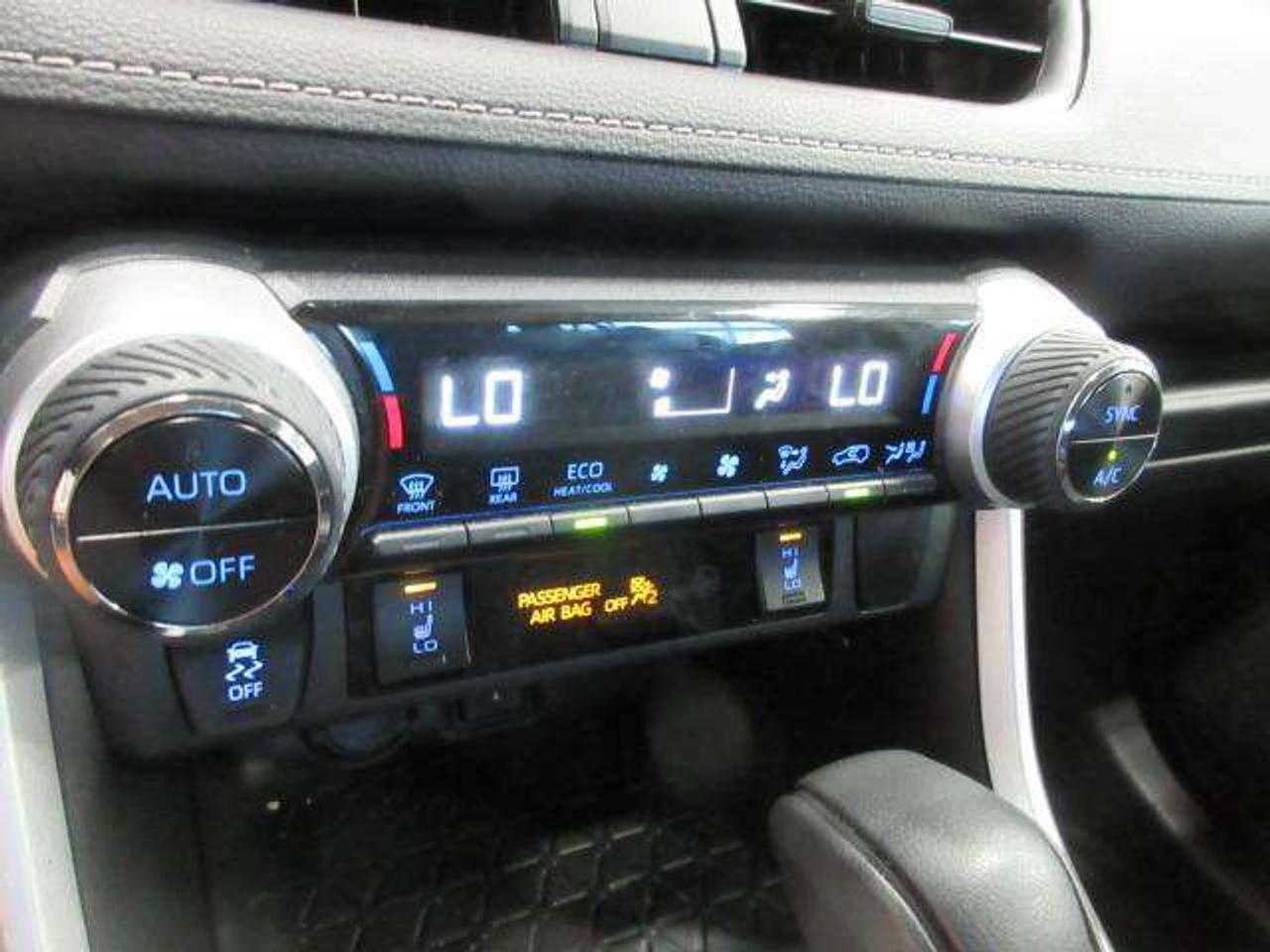 2021 Toyota RAV4 LE HYBRID AWD, HTD. SEATS, ALLOYS, 149K! Photo