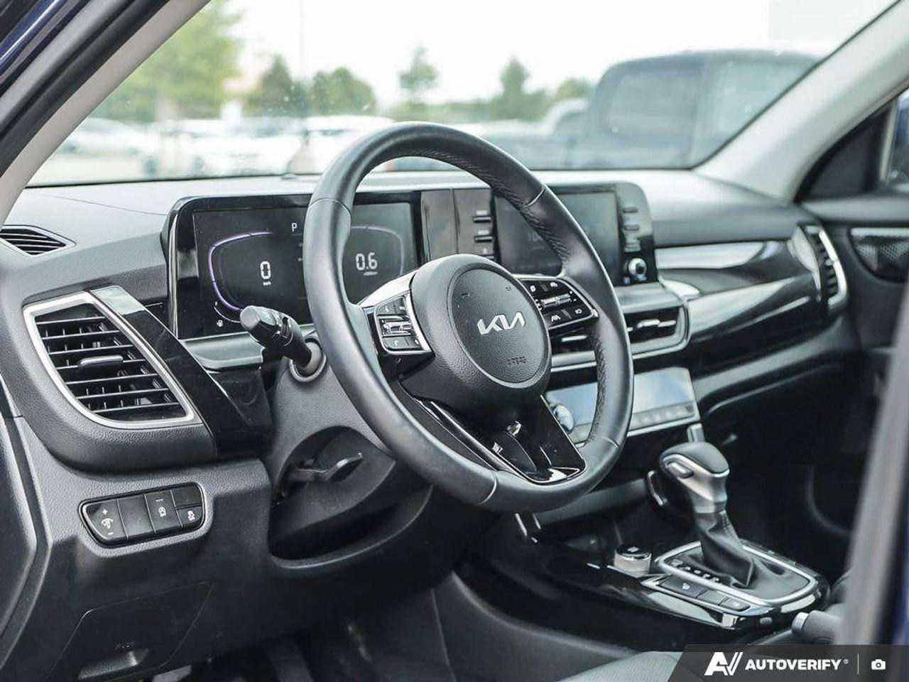 2026 Kia Seltos EX   AWD   Leather   Sunroof   Heated Seats & Steering Wheel   Apple CarPlay Photo