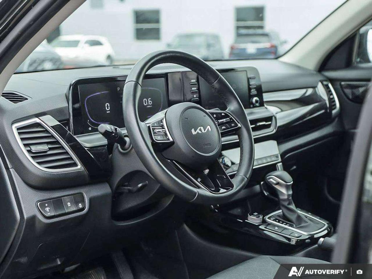 2026 Kia Seltos EX   Leather   Sunroof   Heated Seats & Steering Wheel   Apple CarPlay Photo