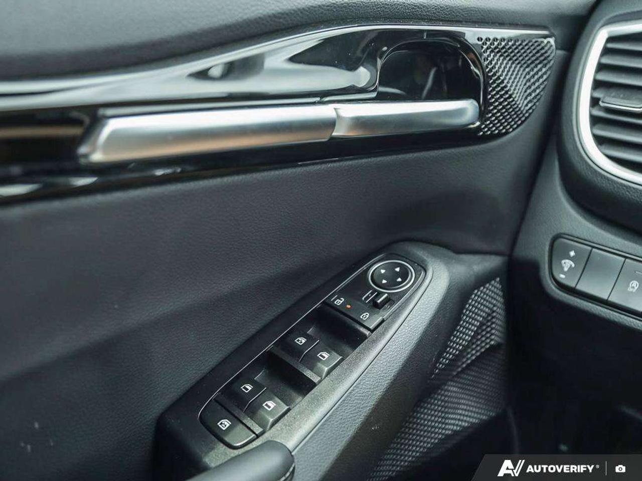 2026 Kia Seltos EX   Leather   Sunroof   Heated Seats & Steering Wheel   Apple CarPlay Photo