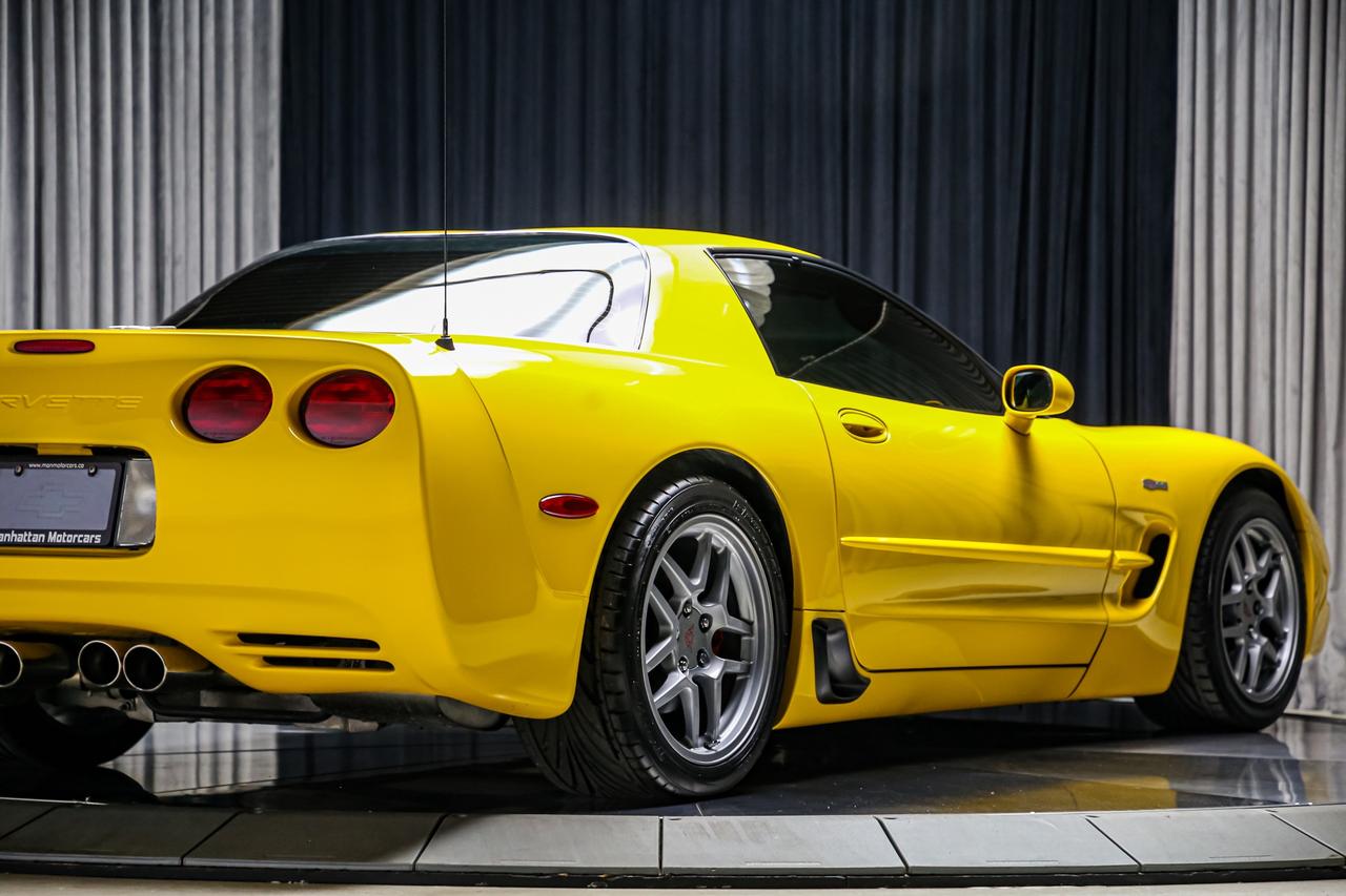 2003 Chevrolet Corvette Z06 405 HP 6 SPEED MANUAL  HUD BOSE NOACCIDENTS Photo