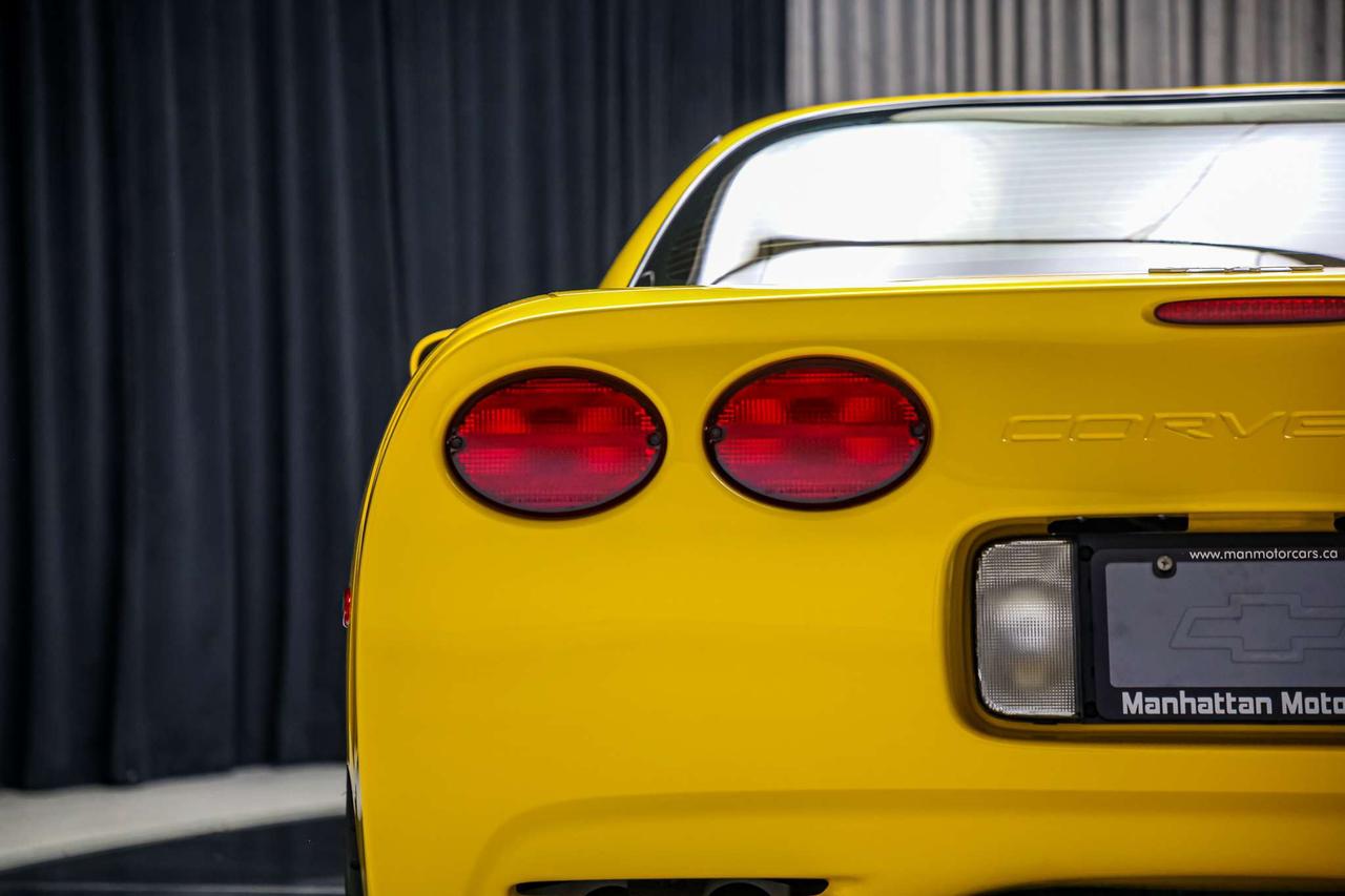 2003 Chevrolet Corvette Z06 405 HP 6 SPEED MANUAL  HUD BOSE NOACCIDENTS Photo