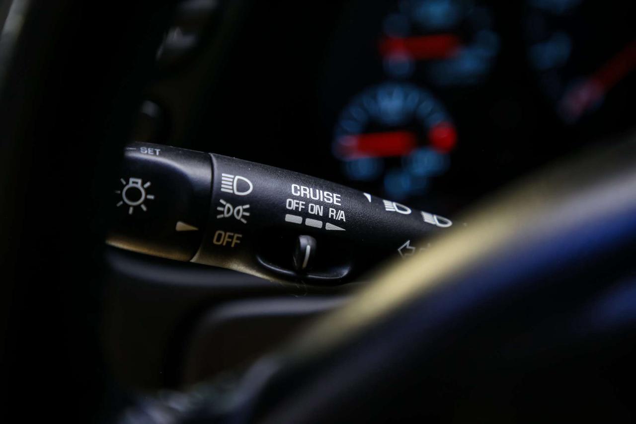 2003 Chevrolet Corvette Z06 405 HP 6 SPEED MANUAL  HUD BOSE NOACCIDENTS Photo