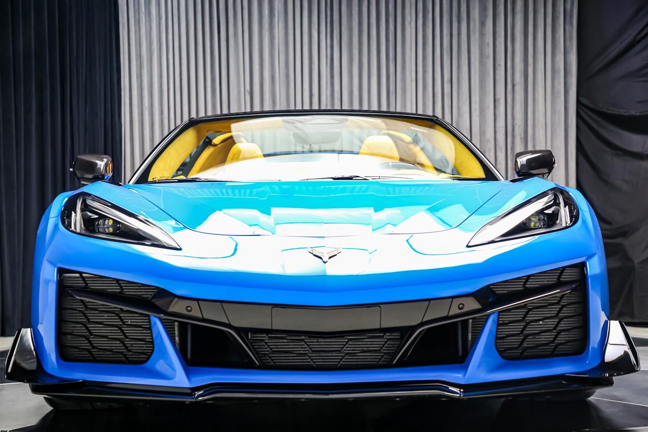 2025 Chevrolet Corvette Z06 CONVERTIBLE 3LZ Z07 CARBONRIM AEROKIT LIFT CCB Photo