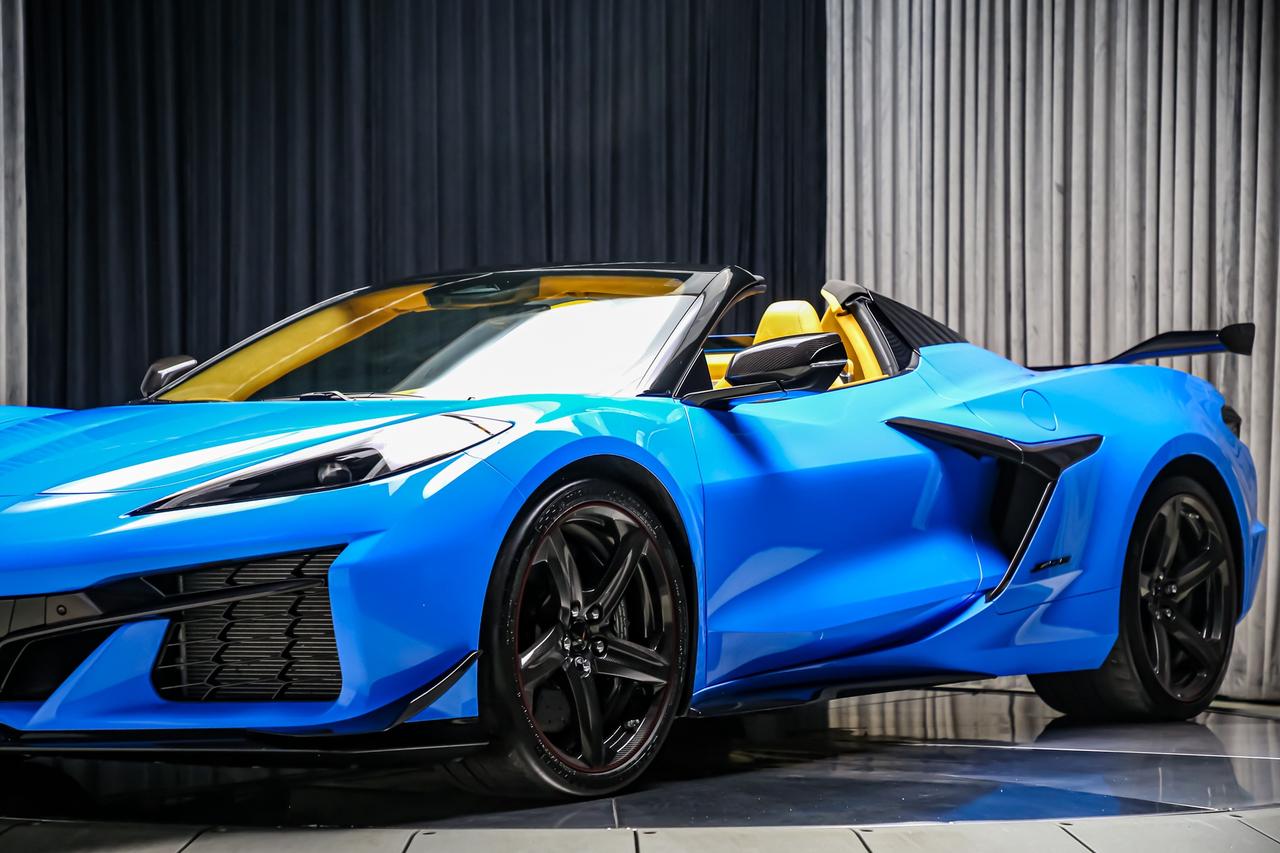 2025 Chevrolet Corvette Z06 CONVERTIBLE 3LZ Z07 CARBONRIM AEROKIT LIFT CCB Photo
