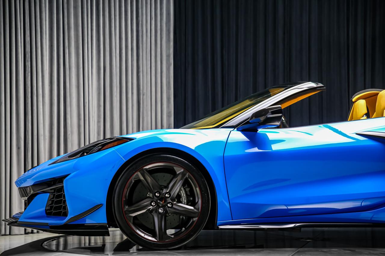 2025 Chevrolet Corvette Z06 CONVERTIBLE 3LZ Z07 CARBONRIM AEROKIT LIFT CCB Photo