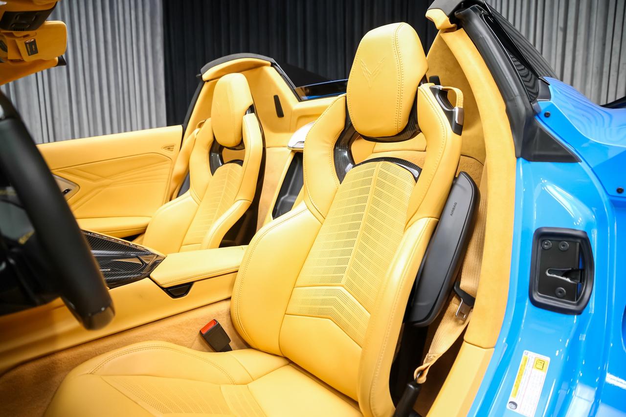 2025 Chevrolet Corvette Z06 CONVERTIBLE 3LZ Z07 CARBONRIM AEROKIT LIFT CCB Photo