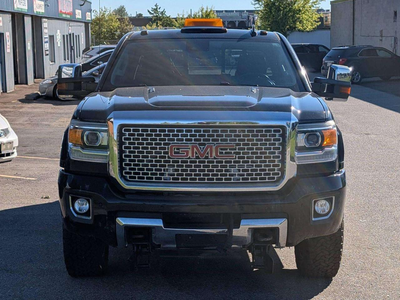 2015 GMC SIERRA 2500HD DENALI Photo