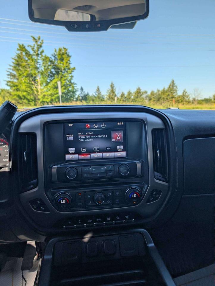 2015 GMC SIERRA 2500HD DENALI Photo