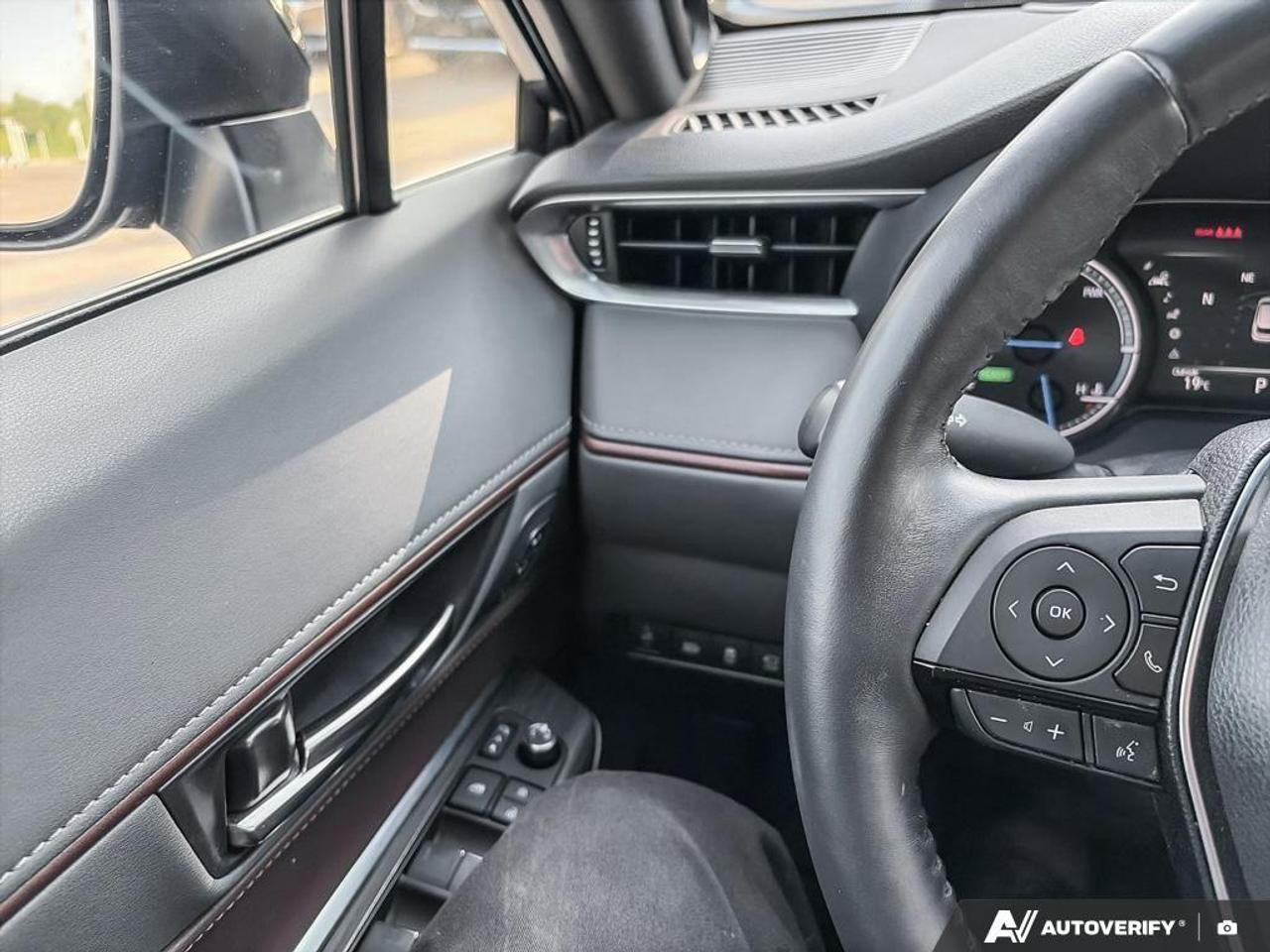 2021 Toyota Venza Limited 4dr All-Wheel Drive Photo