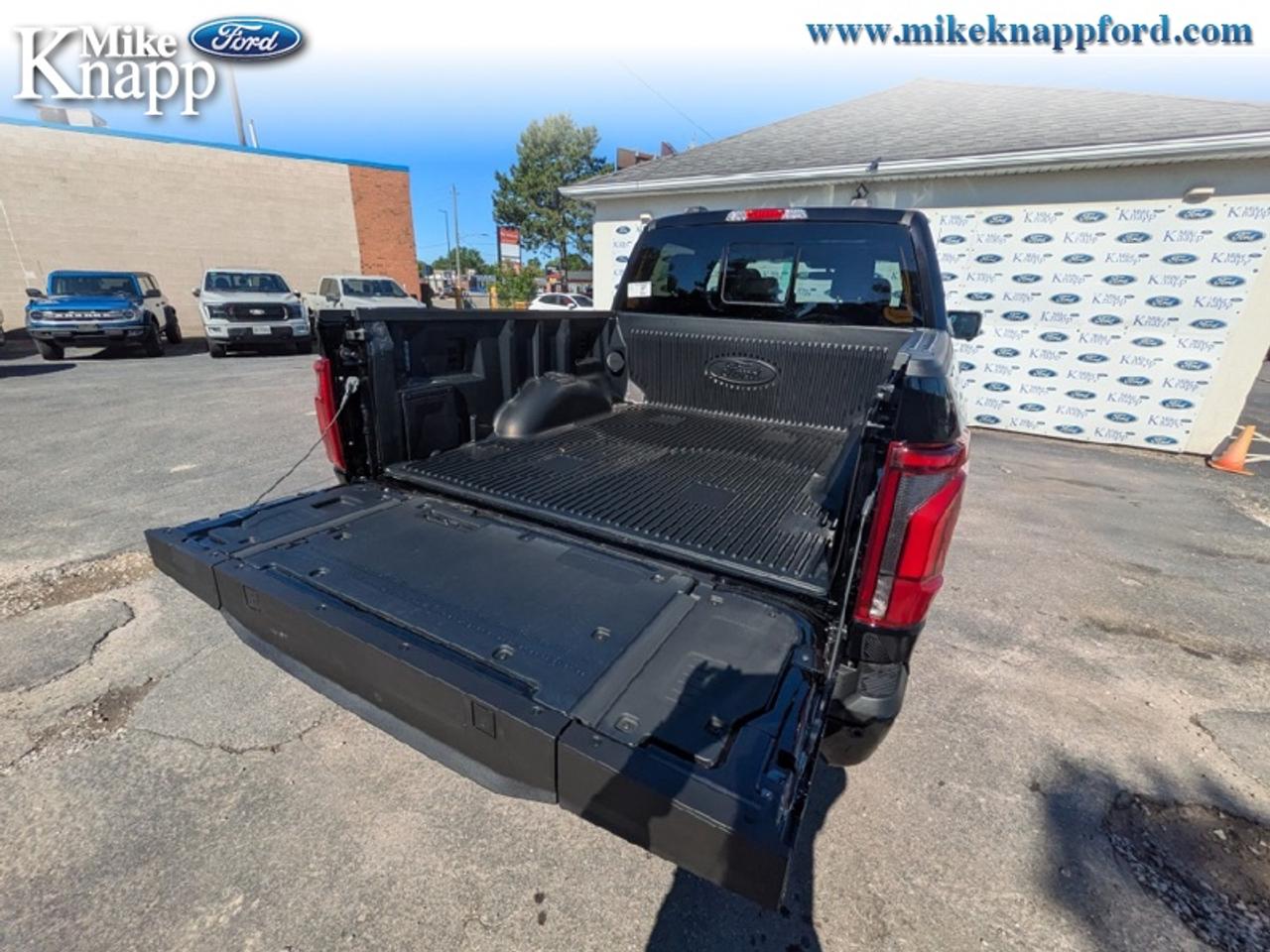 2026 Ford F-150 Lariat Photo3