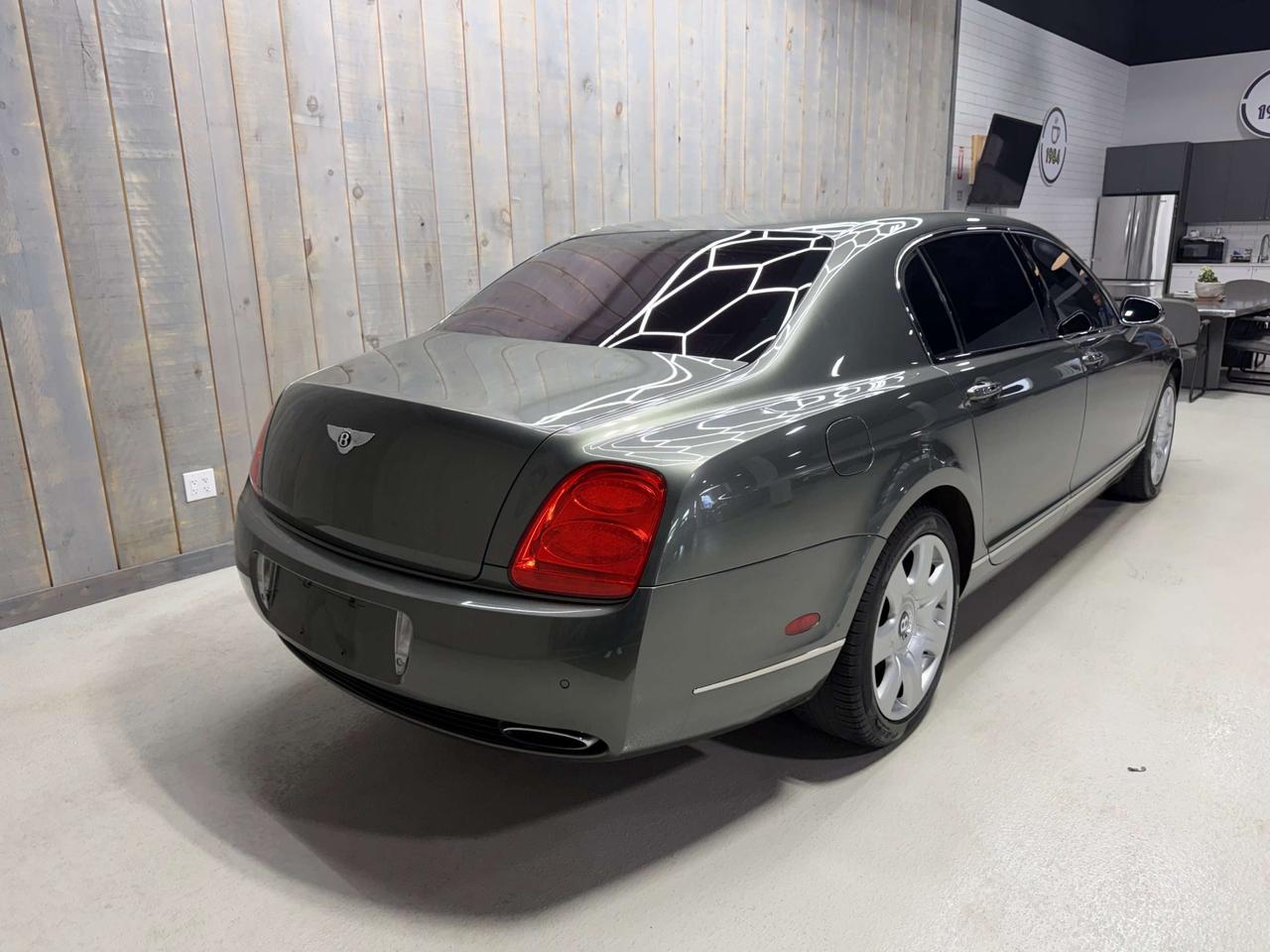 2007 Bentley Flying Spur W12 TWIN TURBO ACCIDENT FREE Photo
