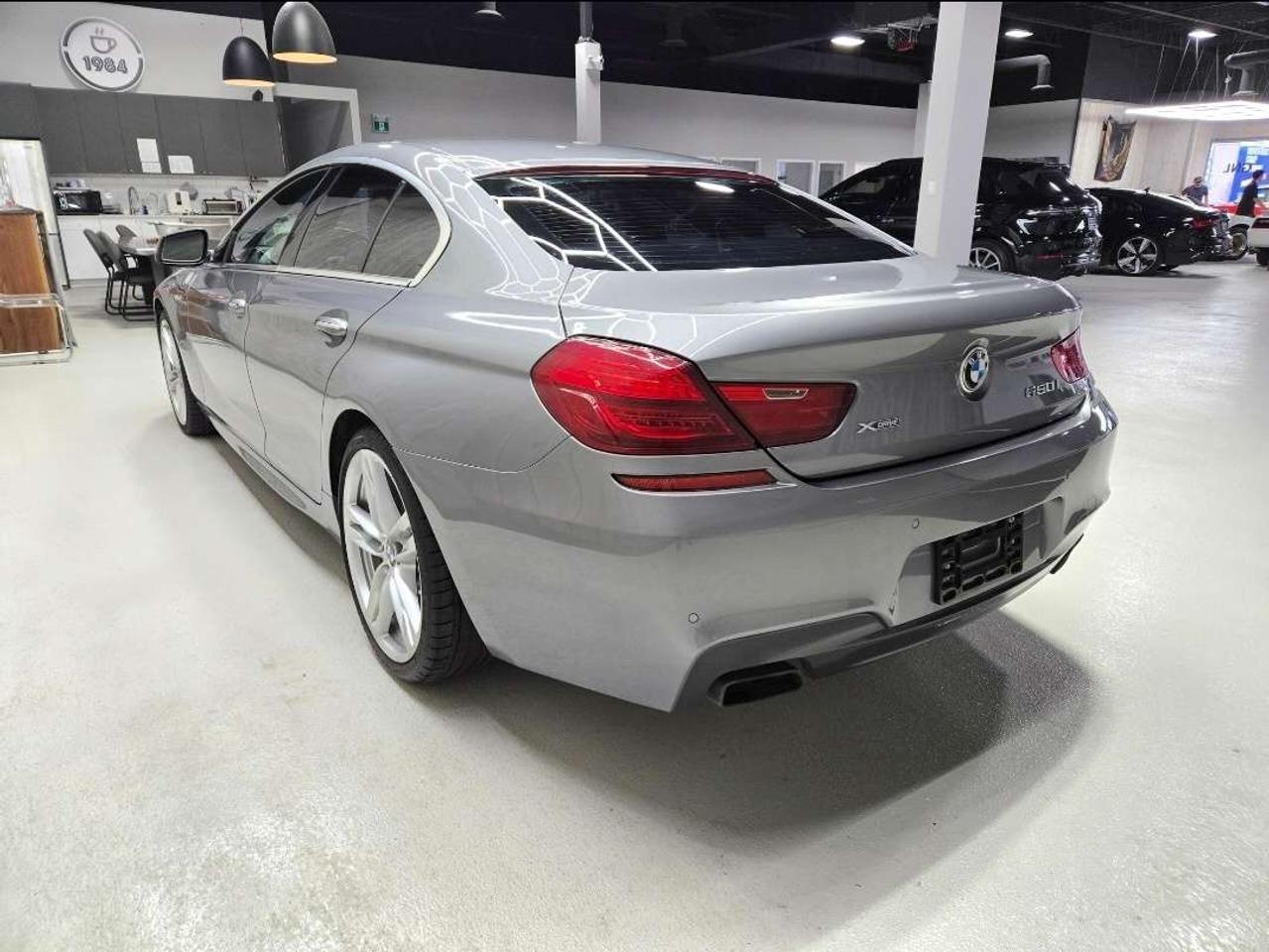 2013 BMW 6 Series 650i M SPORT  XDRIVE  EXECUTIVE DRIVER ASSIST Photo