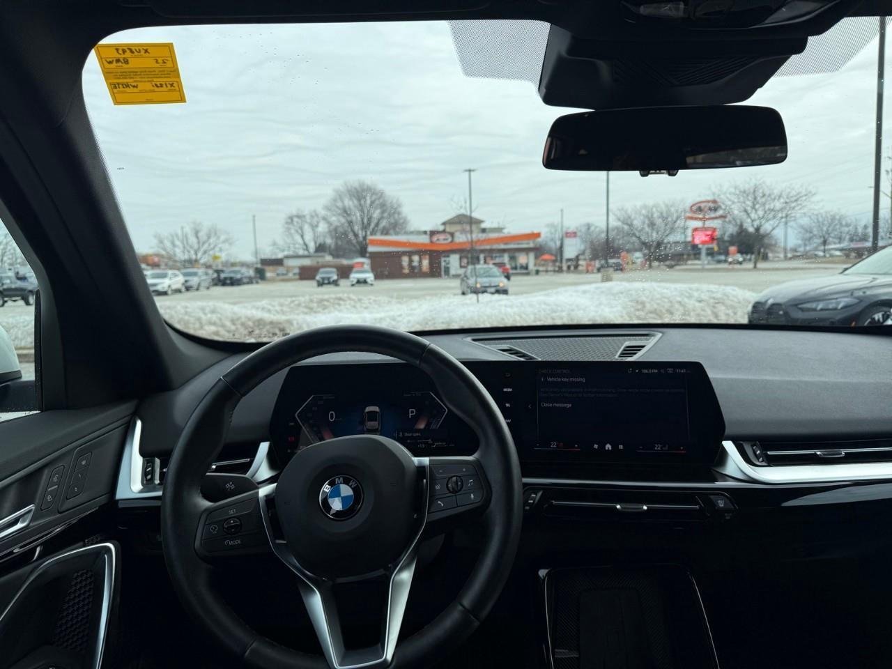 2025 BMW X1 xDrive28i Photo