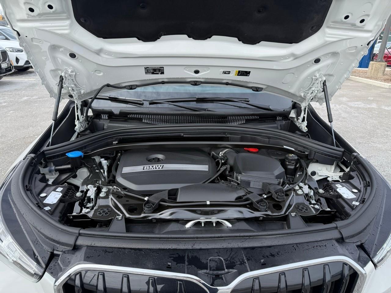 2025 BMW X1 xDrive28i Photo