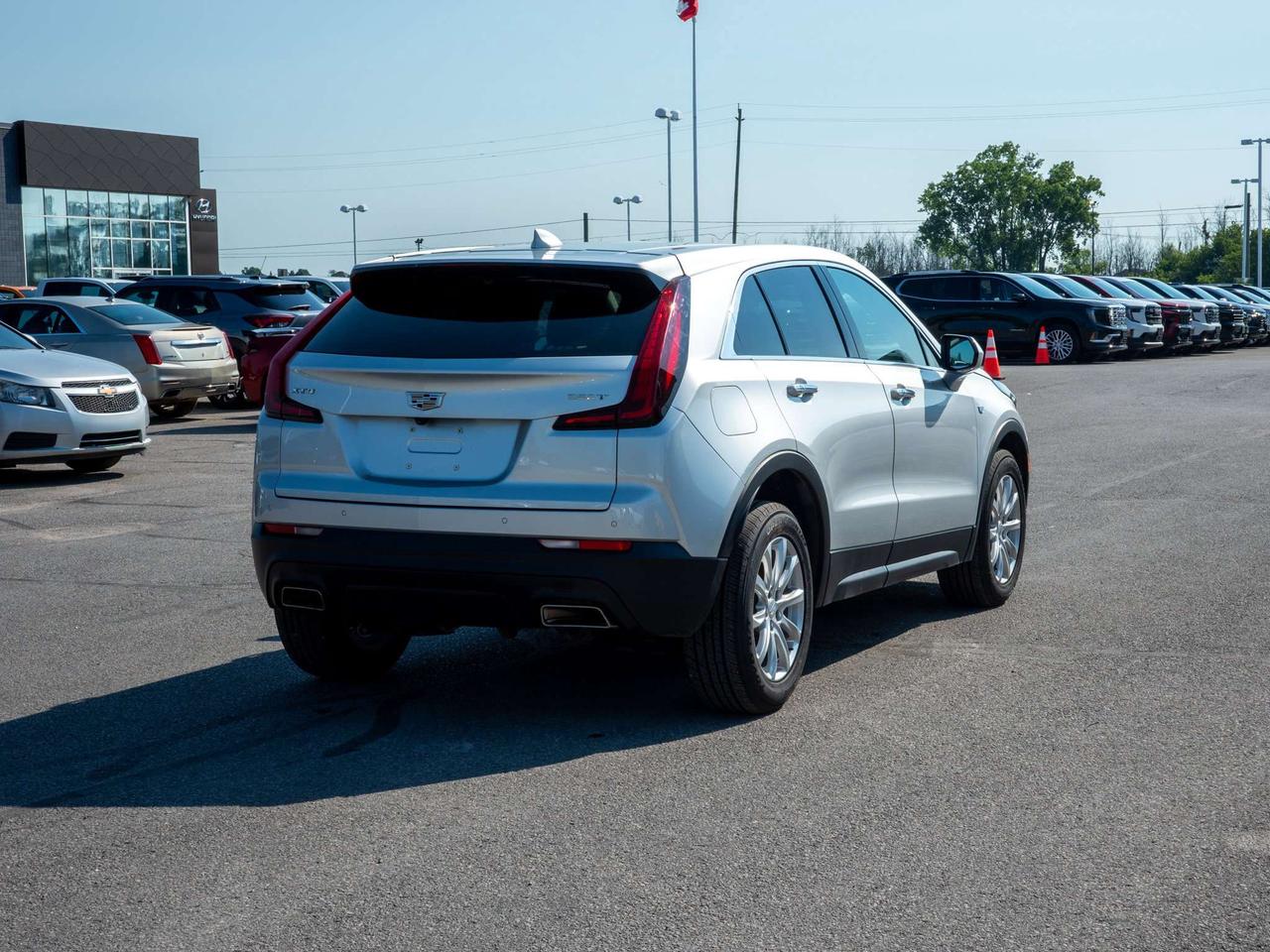 2022 Cadillac XT4 FWD Luxury - Power Liftgate   Remote Engine Start Photo