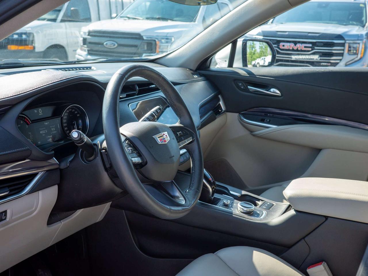 2022 Cadillac XT4 FWD Luxury - Power Liftgate   Remote Engine Start Photo
