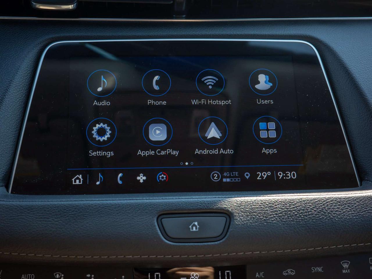 2022 Cadillac XT4 FWD Luxury - Power Liftgate   Remote Engine Start Photo