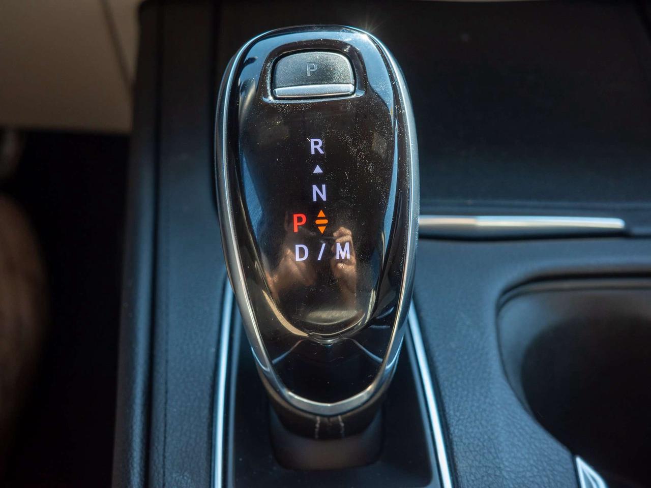 2022 Cadillac XT4 FWD Luxury - Power Liftgate   Remote Engine Start Photo