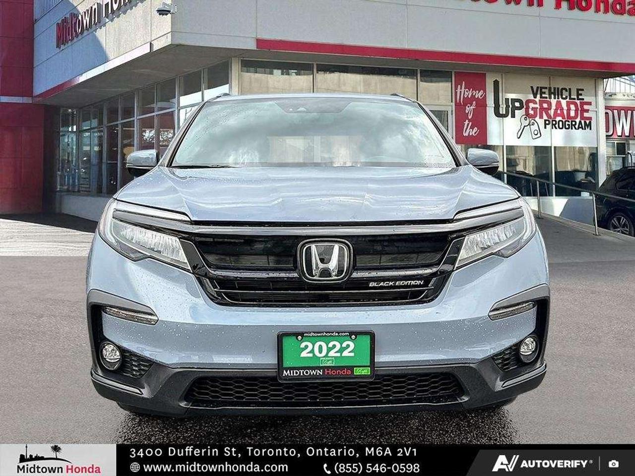 2022 Honda Pilot Black Edition AWD Photo2