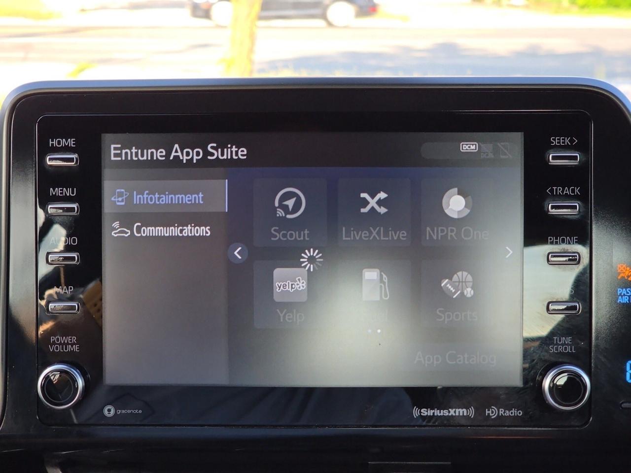 2019 Toyota C-HR NO ACCIDENTS / LOW KM / AUTO / CAMERA / LANE ASSIS Photo