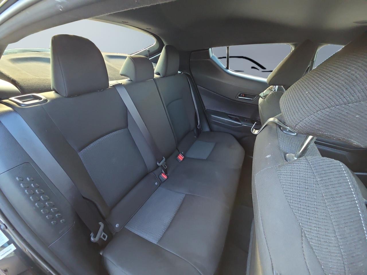 2019 Toyota C-HR NO ACCIDENTS / LOW KM / AUTO / CAMERA / LANE ASSIS Photo