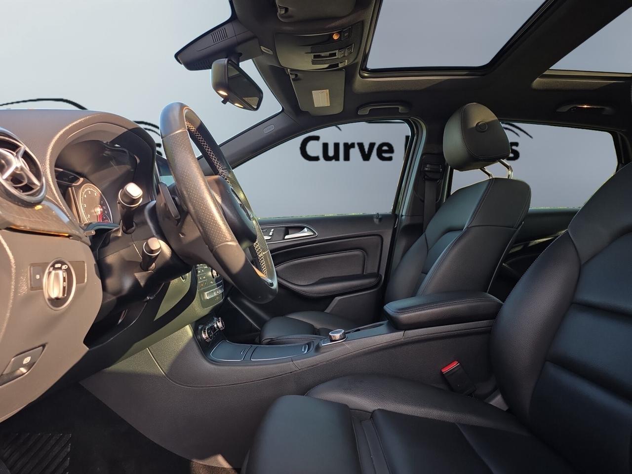 2018 Mercedes-Benz B-Class B 250 4MATIC * NAVI / CAMERA / PANORAMIC / LED LIG Photo