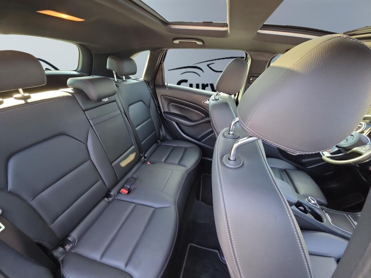 2018 Mercedes-Benz B-Class B 250 4MATIC * NAVI / CAMERA / PANORAMIC / LED LIG Photo